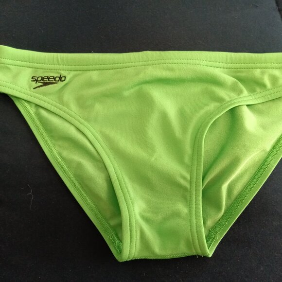 (*) SPEEDO "ENDURANCE" SWIM BRIEF 2" SIDE SEAM, GREEN, SIZE 32" (Pre-Owned) - Picture 1 of 8